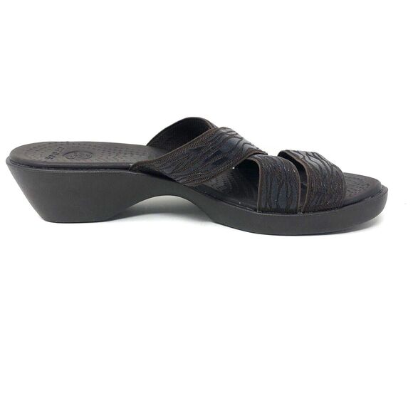 Crocs Molalla Sandals Womens Size 8 Brown Zebra Comfy Cross Strappy Slip On - Picture 7 of 13